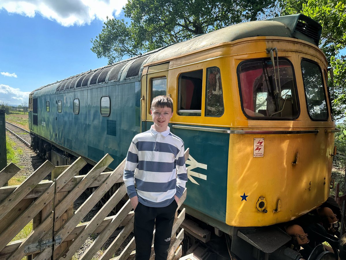 Great trip to <a href="/WensleydaleRail/">Wensleydale Railway</a> today, fantastic job on the 47. Staff, drivers and volunteers are always pleasant, helpful and on hand for a chat.