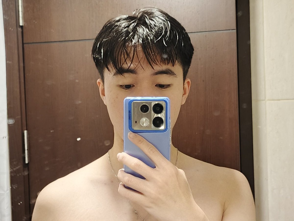 Mending mana buat besok ya?