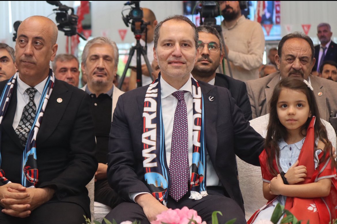 Genel Başkanımız Dr. Fatih Erbakan’ın katılımıyla Mardin 3. Olağan Kongremiz yapıldı.
İl Başkanımız Ahmet Yetimoğlu, il başkan yardımcılarımız ve Karaköprü Belediye Başkanımız Nihat Çiftçi ile birlikte katıldık.
İl başkanı seçilen Mahmut Özer ve ekibine başarılar diliyoruz.