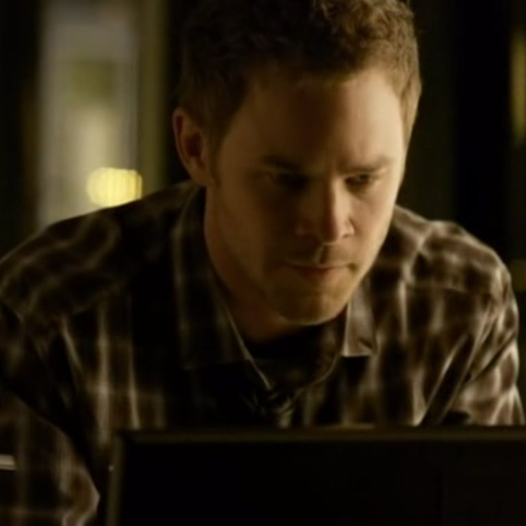 On that day in 2011, episode "Costa Verde" (S01E06) from the show XIII The series aired with Aaron appearing for the first time as Dylan Masters.
#aaronashmore