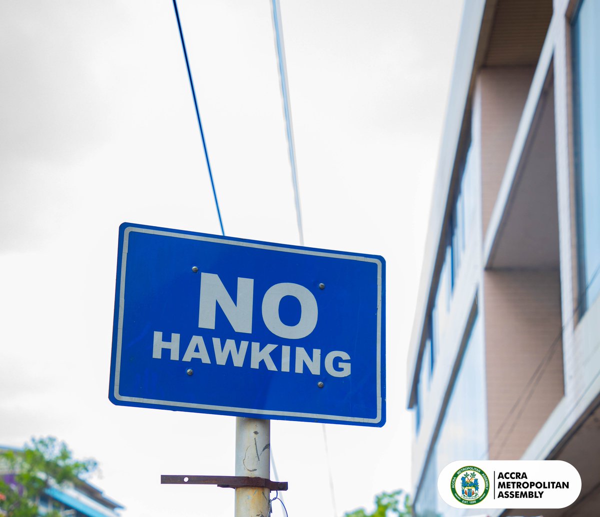 AccraMetropolis's tweet image. Mayor of Accra sensitises traders on #Monkeypox; urges compliance with "#RedLinePolicy"

ama.gov.gh/news-details.p…