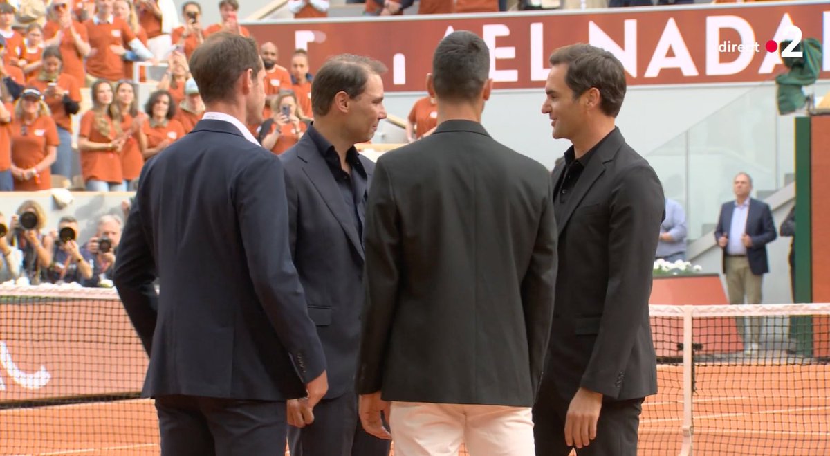WeAreTennisFR's tweet photo. La plus belle chose qui soit jamais arrivée au tennis. 

LE BIG FOUR. 👑👑👑👑 https://t.co/6qKACWBLD5