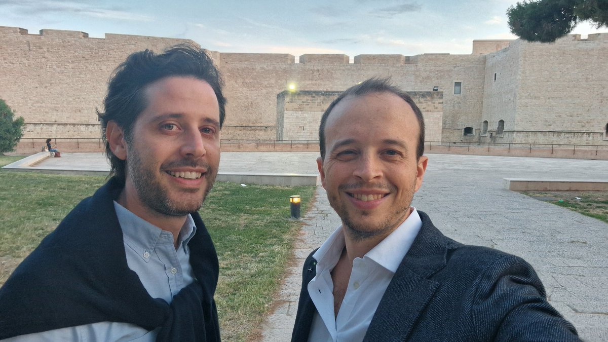 Andrea Ponsiglione (@a_ponsiglionemd) on Twitter photo Insightful multidisciplinary event on #RenalDiseases, where I had the opportunity to discuss the role of #Radiomics and #AI. Congratulations to Prof. Guglielmi for the excellent organization and hospitality. Also managed to find time to celebrate — 4 🏆 🇮🇹! <a href="/GiorgioBre/">Giorgio Brembilla</a> <a href="/ESUR_JN/">ESUR Junior Network</a> Insightful multidisciplinary event on #RenalDiseases, where I had the opportunity to discuss the role of #Radiomics and #AI. Congratulations to Prof. Guglielmi for the excellent organization and hospitality. Also managed to find time to celebrate — 4 🏆 🇮🇹! <a href="/GiorgioBre/">Giorgio Brembilla</a> <a href="/ESUR_JN/">ESUR Junior Network</a>