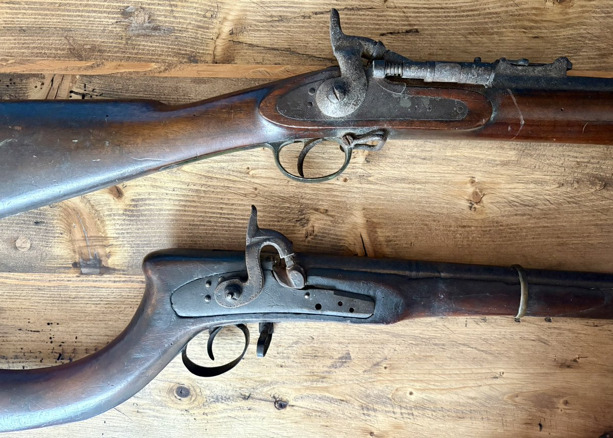 Collector_dan's tweet image. Popped out to look at buying a bit of furniture today and ended up with these 3 instead. Easily done 😄 
One has an interesting British East India company engraving. #musket #victorian