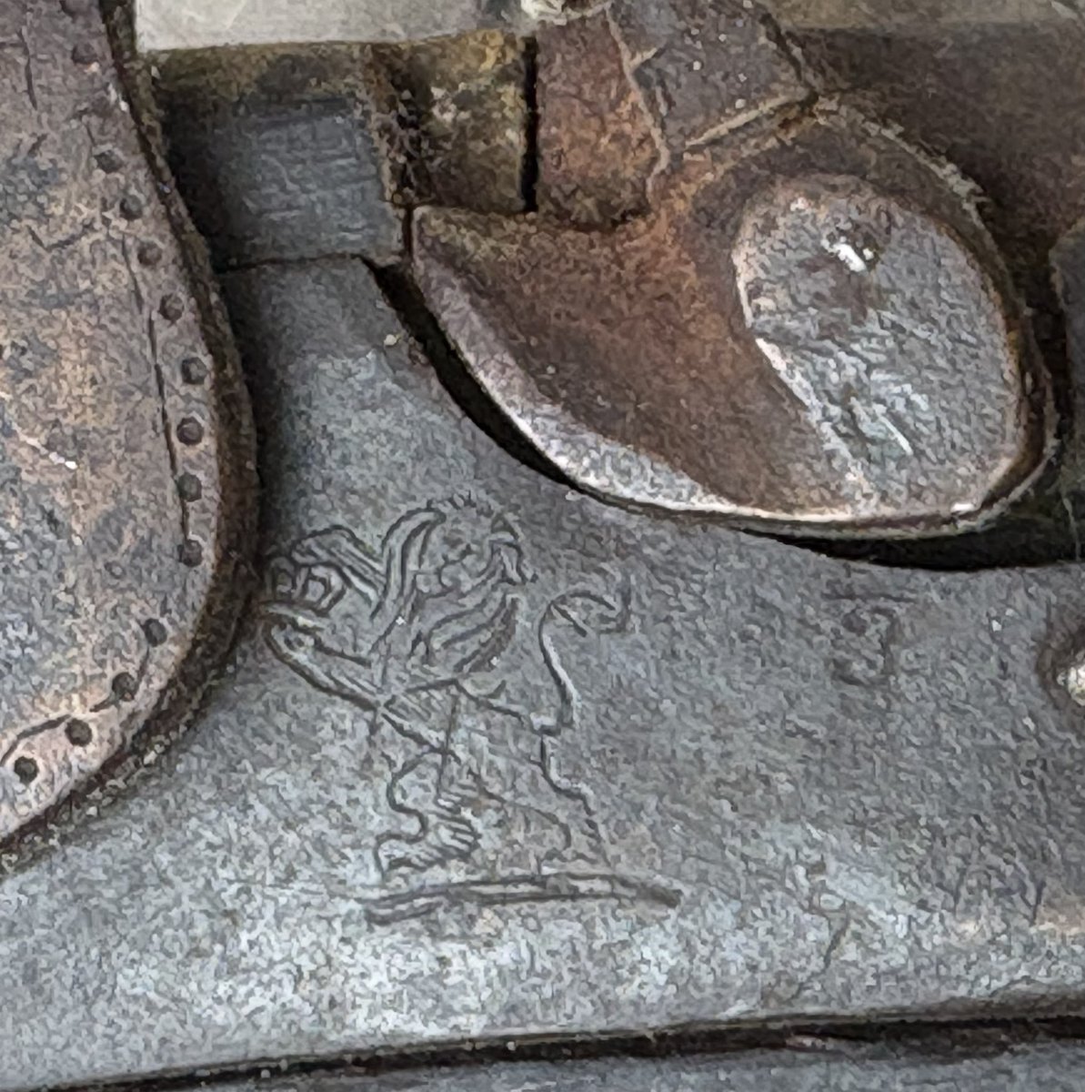 Collector_dan's tweet image. Popped out to look at buying a bit of furniture today and ended up with these 3 instead. Easily done 😄 
One has an interesting British East India company engraving. #musket #victorian
