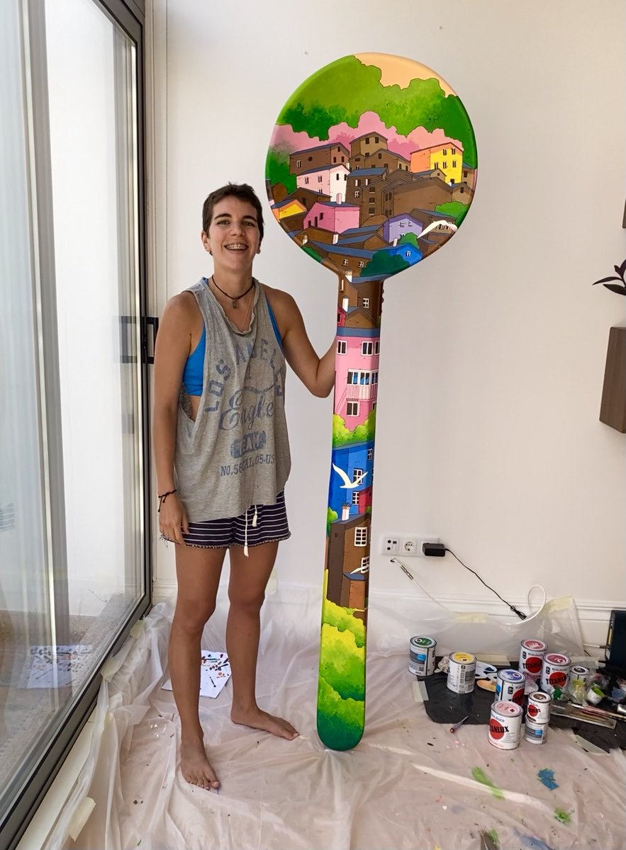 Can’t believe this piece is finally finished!! 🥹💚
A 2 week long process, with a lot of back pain from painting on the ground 🥲 but im so proud of the result!!