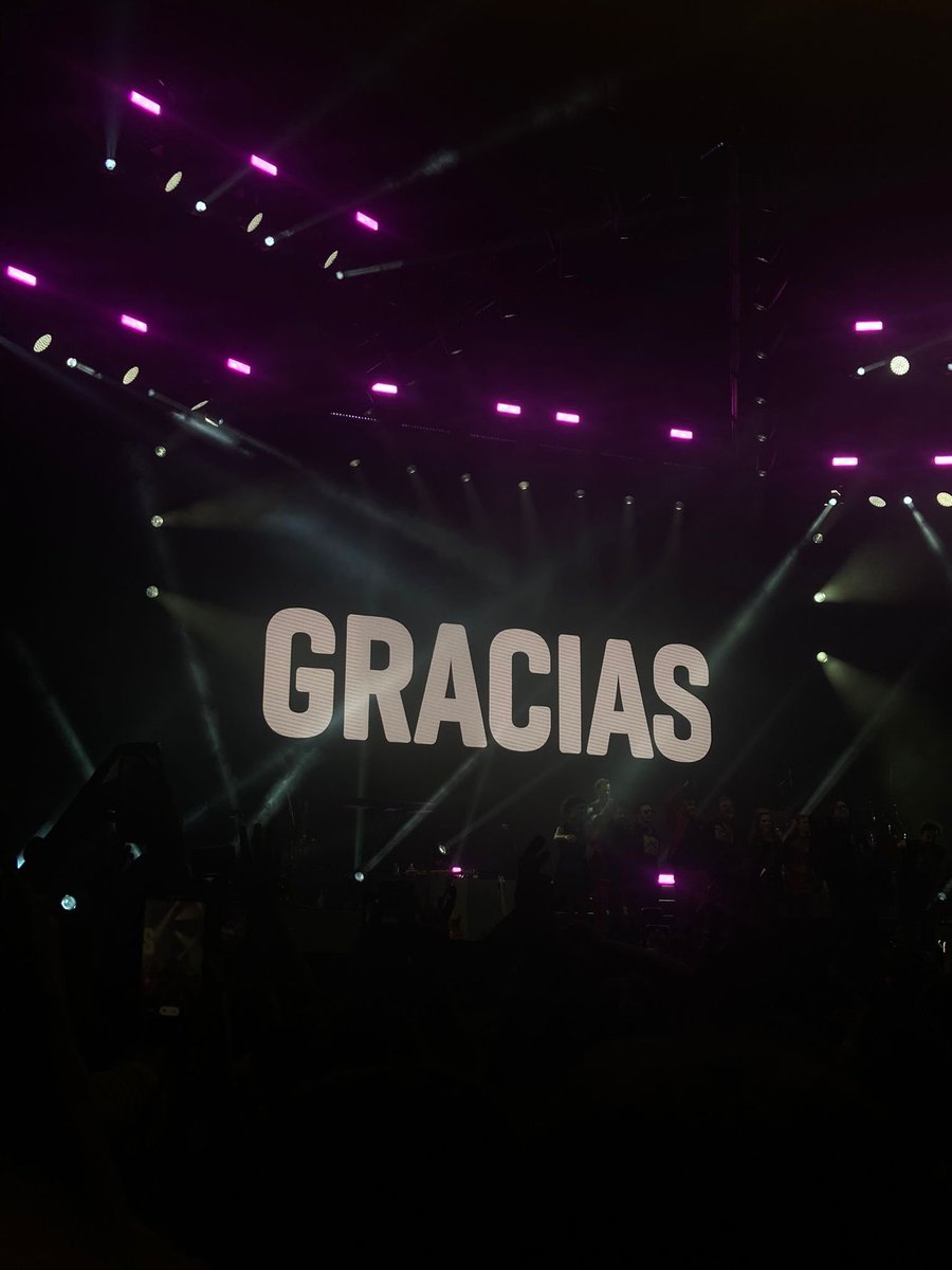 ERREWAY ESPAÑA (@errewayespanacf) on Twitter photo Después de un fin de semana lleno de emociones en Madrid y Barcelona, queremos agradecer a <a href="/errewaytour/">Erreway Tour</a> por dejarnos disfrutar de nuestra banda favorita.
Dos días mágicos de amor, música y alegría 😍✨✨
#ErrewayTour #errewayespaña
<a href="/rojasbenjamin/">Benjamín Rojas</a> <a href="/FelipeColombo/">Felipe Colombo</a> <a href="/willielorenzo/">Willie Lorenzo</a> Después de un fin de semana lleno de emociones en Madrid y Barcelona, queremos agradecer a <a href="/errewaytour/">Erreway Tour</a> por dejarnos disfrutar de nuestra banda favorita.
Dos días mágicos de amor, música y alegría 😍✨✨
#ErrewayTour #errewayespaña
<a href="/rojasbenjamin/">Benjamín Rojas</a> <a href="/FelipeColombo/">Felipe Colombo</a> <a href="/willielorenzo/">Willie Lorenzo</a>