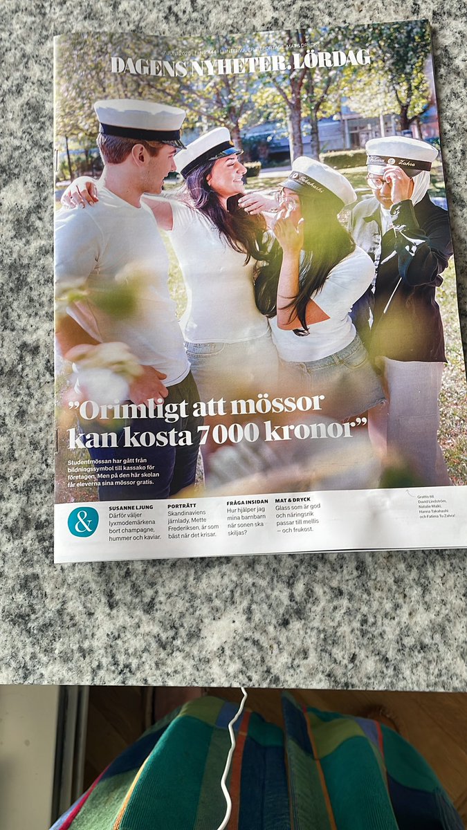 Per Håkan Börjesson (@spiltan) on Twitter photo Bolaget Röko säljer studentmössor för 7000kr. <a href="/Spiltan/">Per Håkan Börjesson</a> Invest delar ut boken ”Så här blir du miljonär i hängmattan” gratis till studenter. Bolaget Röko säljer studentmössor för 7000kr. <a href="/Spiltan/">Per Håkan Börjesson</a> Invest delar ut boken ”Så här blir du miljonär i hängmattan” gratis till studenter.