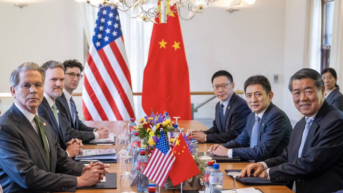 AshCrypto's tweet photo. REMINDER 🚨

🇺🇸 🇨🇳 US-CHINA TRADE TALKS WILL 
START TODAY IN LONDON.

PRAY FOR POSITIVE OUTCOME !! https://t.co/FcPGLiaMmk