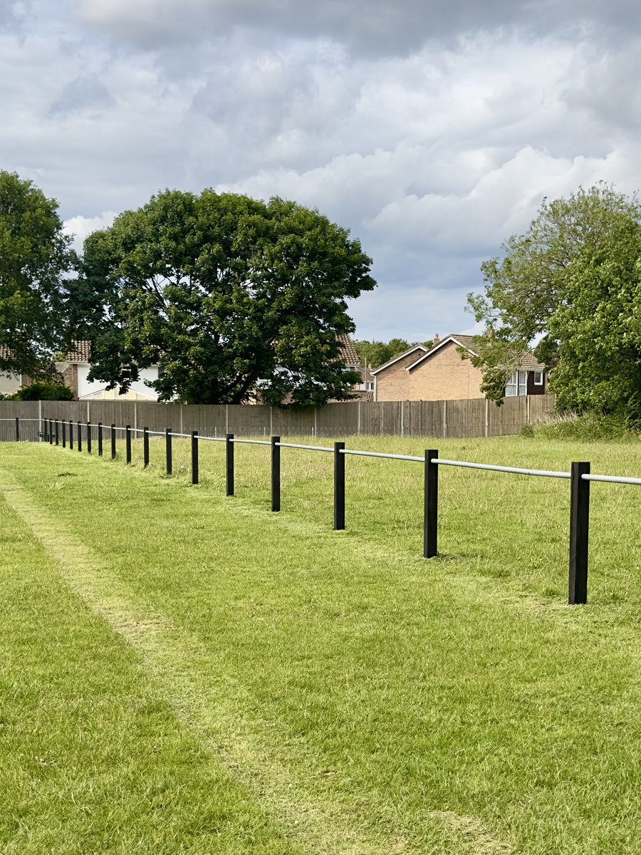 Wymondham Town FC (@wymondham_fc) on Twitter photo 🔴👊🏼⚫️
ALL posts surrounding the pitch painted black yesterday, 49 man hours to complete! 💪🏼
Lots of ground upgrades still to do before the season starts but we’re excited and we’ll continuing to work hard in making the Town’s Club GREAT AGAIN! 🔴👊🏼⚫️
ALL posts surrounding the pitch painted black yesterday, 49 man hours to complete! 💪🏼
Lots of ground upgrades still to do before the season starts but we’re excited and we’ll continuing to work hard in making the Town’s Club GREAT AGAIN!