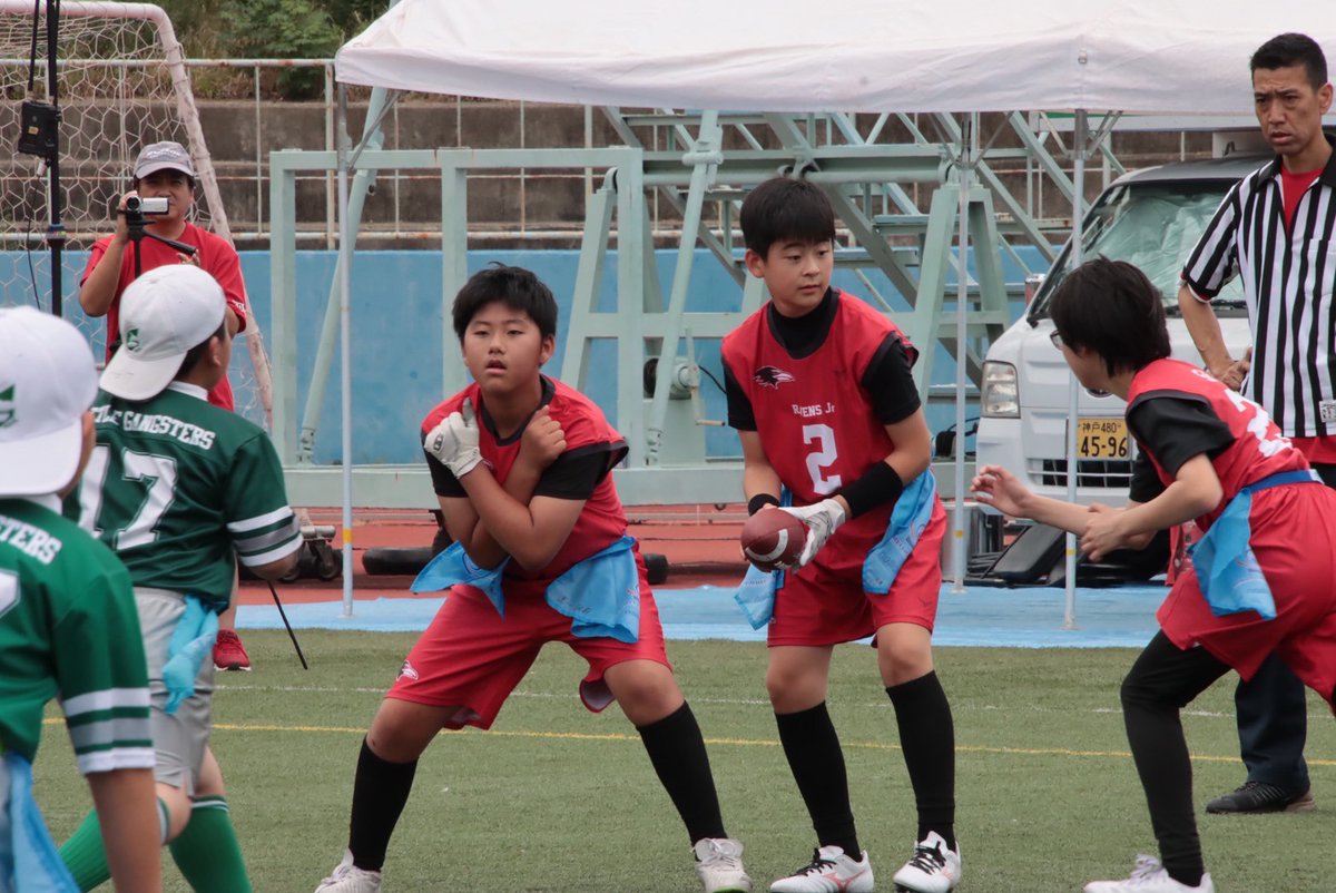 9月より『KOBE RAVENS Jr.』として生まれ変わります。7日はこけら落としとして、神戸大レイバンズ創部50周年記念試合を新ユニフォームで戦いました。

#RAVENSJr
#王子ドルフィンズ #フラッグフットボール #小学生フラッグ #王子スタジアム #部員募集 #小学生男女募集 #子育て #習い事 #神戸市