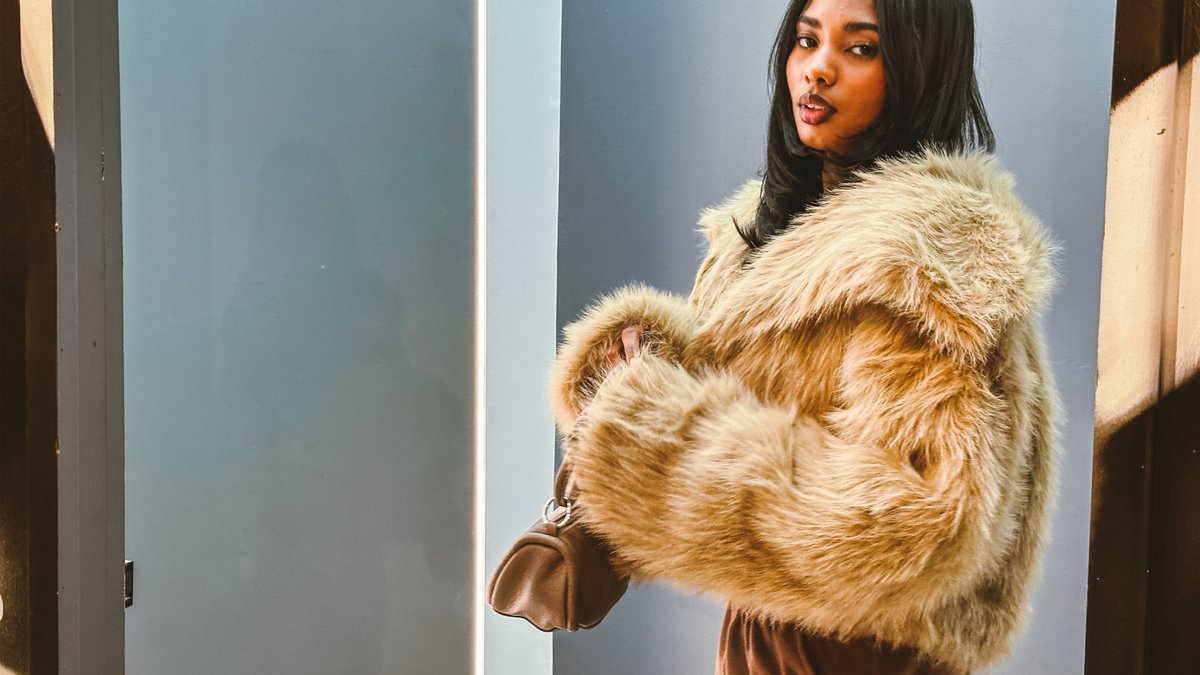 WIN | Enter RN to win a R3000 voucher from The Fix! 😍👉 bit.ly/45PLYtc

@thefixza just decoded winter drip 🔓❄️
Paige Amber hit up The Fix and came out dripping — head-to-toe heat, no skips 👟🖤 These fits are trend goals all season long.
#CanalWalk #HaveItAll