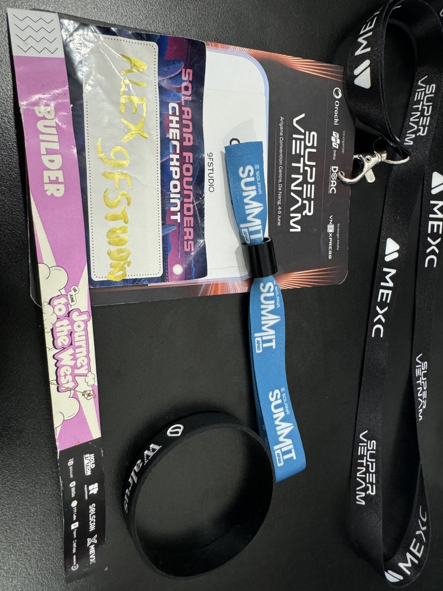 Alexa 9FStudio (@alexa9fstudio) on Twitter photo Gm
This is some “badges” i got from <a href="/SolanaSummitOrg/">Solana Summit | APAC</a>
Not much but each of them contains so many memories that i won’t forget on this first IRL events.
All the vibe, all the friends that i have met, it’s just so wonderful
We gonna meet again, someday, soon! Love y’all❤️ Gm
This is some “badges” i got from <a href="/SolanaSummitOrg/">Solana Summit | APAC</a>
Not much but each of them contains so many memories that i won’t forget on this first IRL events.
All the vibe, all the friends that i have met, it’s just so wonderful
We gonna meet again, someday, soon! Love y’all❤️