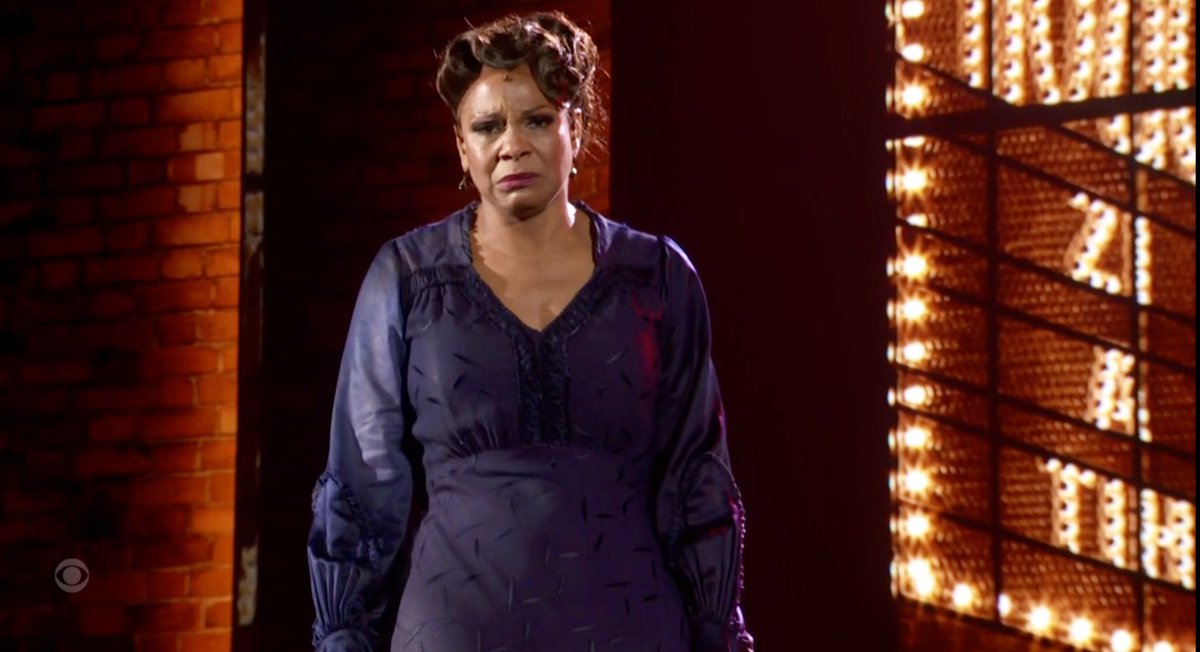 theaveragericky's tweet photo. AUDRA MCDONALD, THE LEGENDARY PERFORMER THAT YOU ARE #TonyAwards https://t.co/tkSbHkbKJc