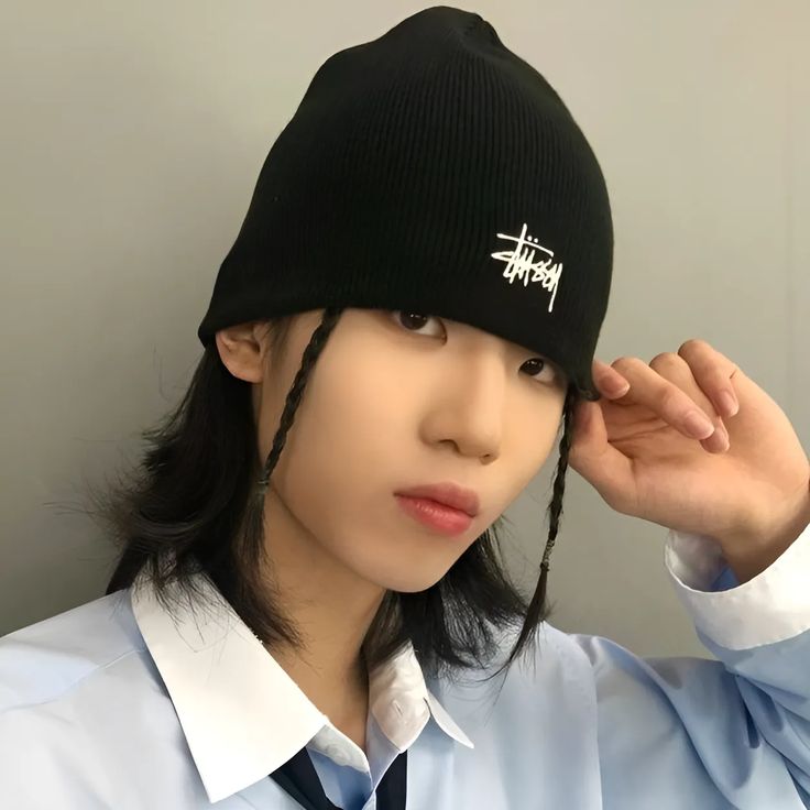 ABOUT NUMBER 52
Name: Yeom Yechan (Jake)
Birth date: September 4 2008
Nationality : 🇰🇷
MBTI: INTP
Label: Training for 6 years at ChoCo Ent
All rounder Dancing, Song Writing, Rapping and Plays drums
Was a Child Model
Participated in Project7
Was in co-ed trainee duo ChoCo 1&amp;2