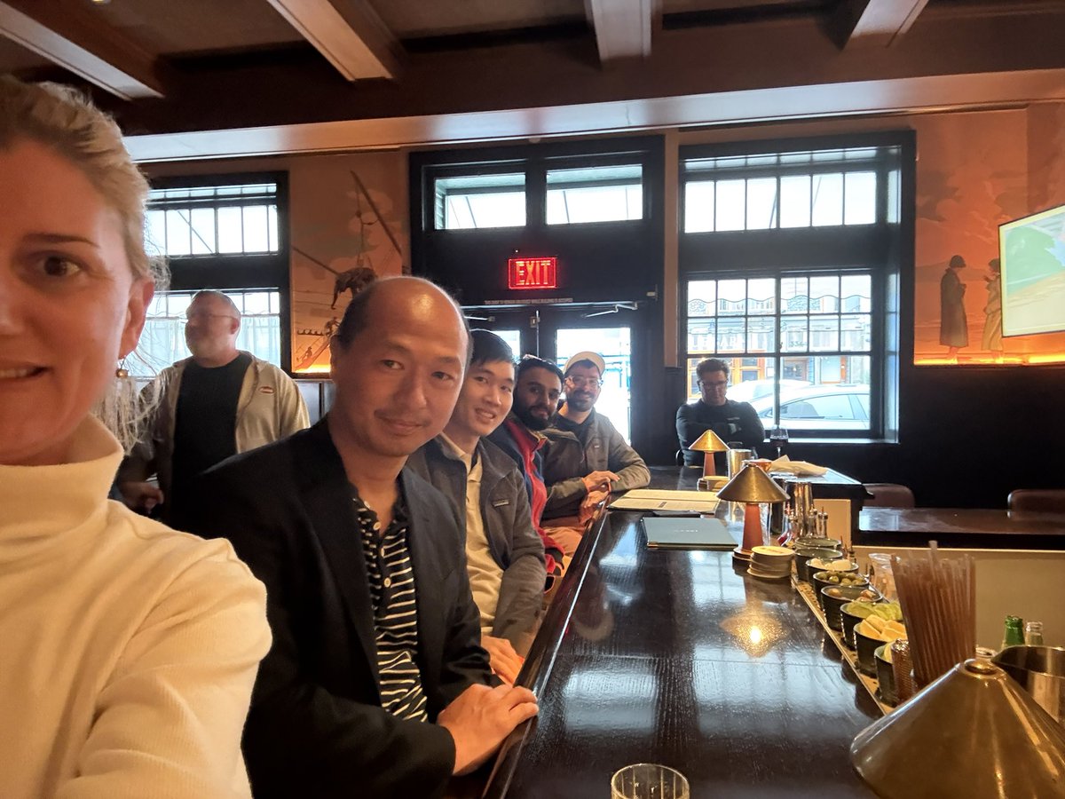 DesireeCachette's tweet image. Wrapping up great week building and bonding with @axolotl_ai