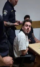 SOUTA O JON PORRAAAAAA 🤬🤬🤬🤬

LIBERDADE PRO PAIZAO