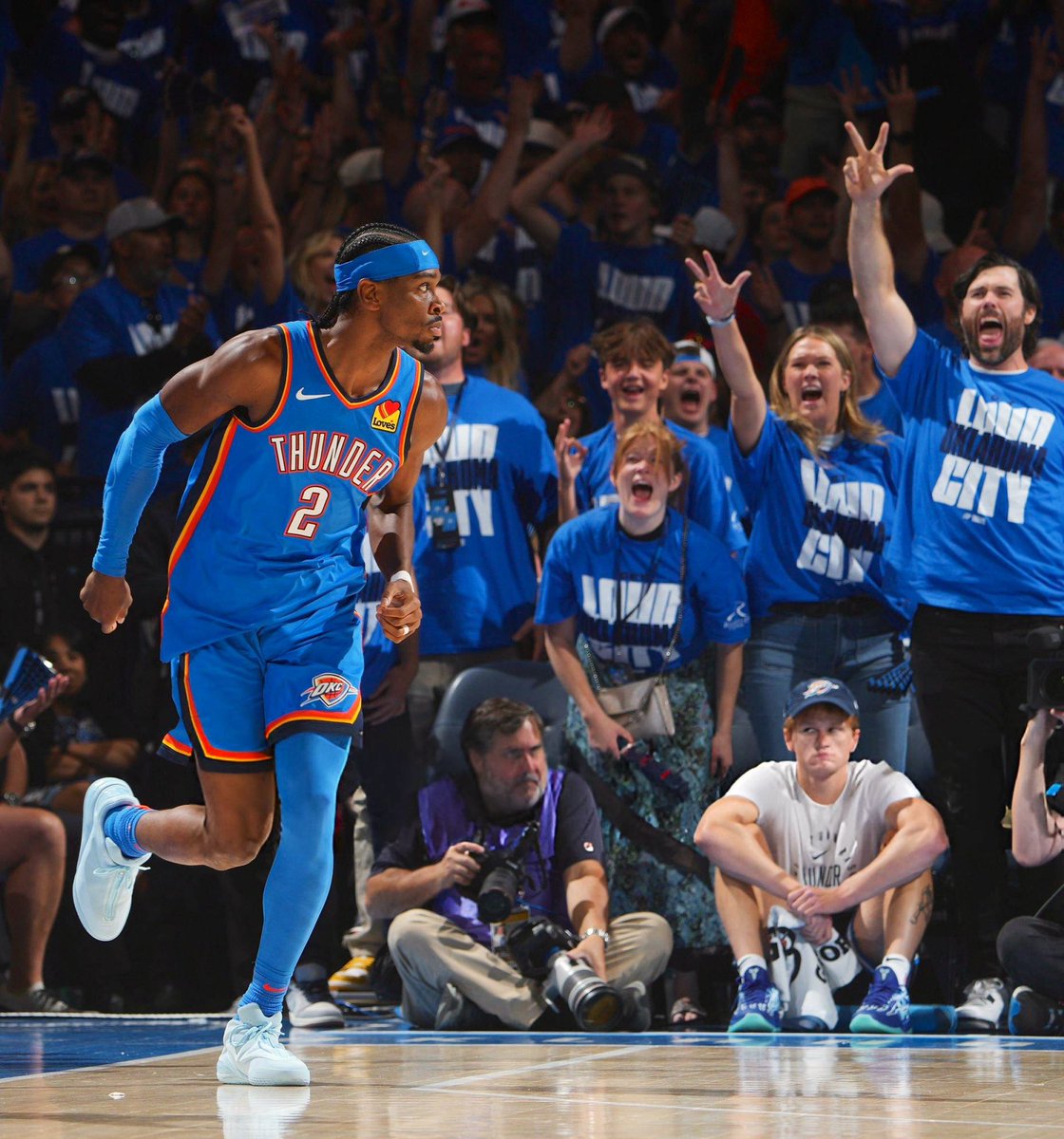 Noitedecopa's tweet photo. 🏀🇺🇸 | O Oklahoma City Thunder vence o Indiana Pacers por 123x107 e empata a série (1-1) na final da NBA! https://t.co/Bp60dip97P