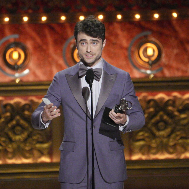 GillianBlum's tweet image. TWO HARRY POTTERS IN A ROW
#TonyAwards #TonyAwards2025