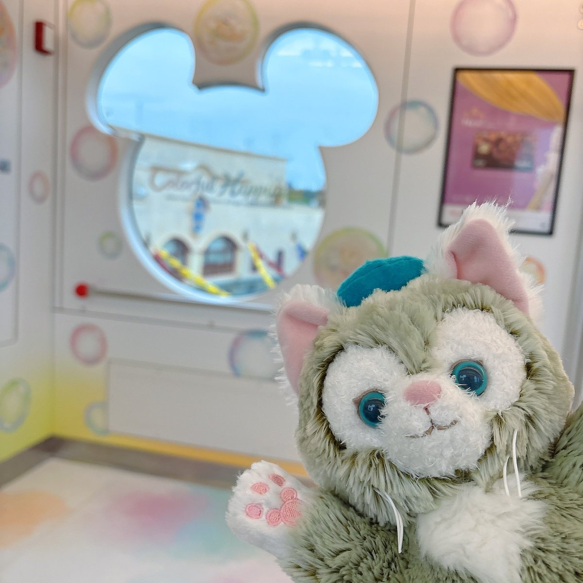 実は一人でディズニーきてます