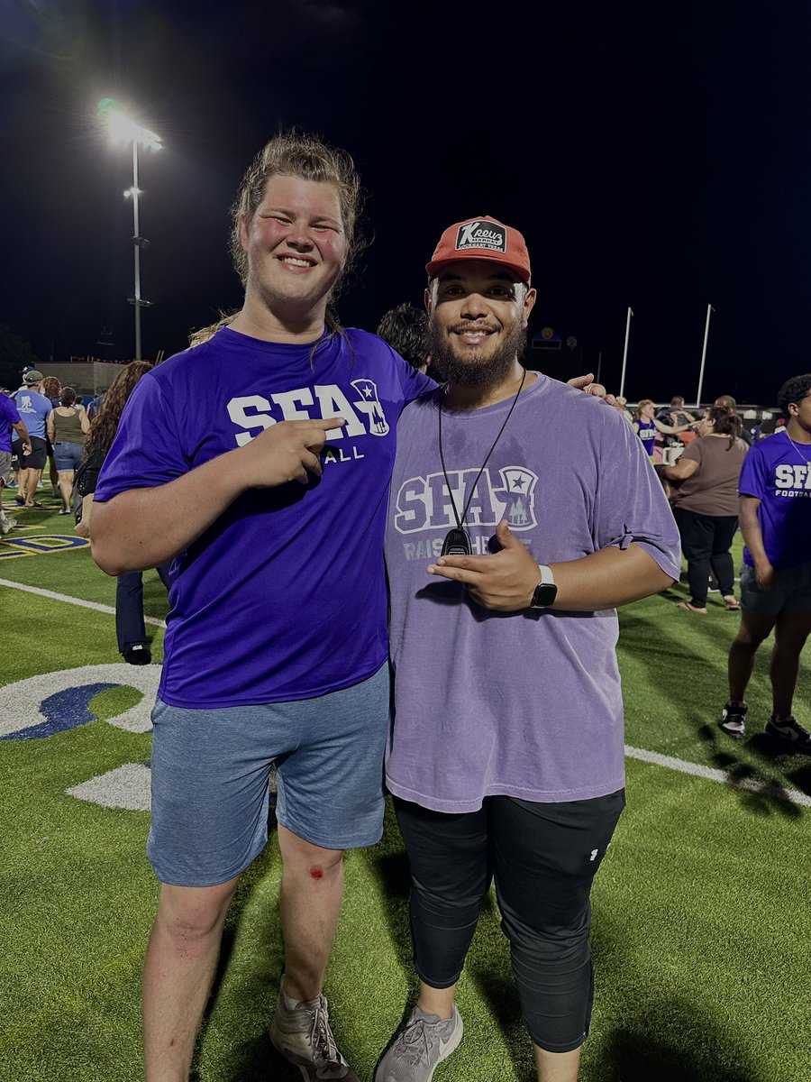 Thank you <a href="/CoachJChambers/">Jake Chambers</a> and <a href="/DLcoachbeck/">Kevon Beckwith</a> for the awesome camp! I really appreciated the opportunity to get better and improve in my skills. <a href="/SFA_Football/">Lumberjack Football</a> #RecruitTheVelt #EAT #ROW #TXHSFB #AxeEm <a href="/CoachBarnes91/">Darnell Barnes M.Ed</a>
