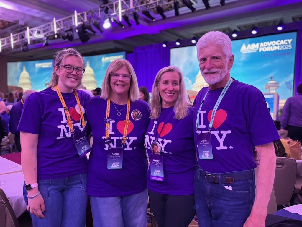 NYSALZ's tweet photo. New Yorkers showing their purple pride! @AlzForum @alzlongisland #NYSAlzAdvocacy https://t.co/fbek9Pl4CK