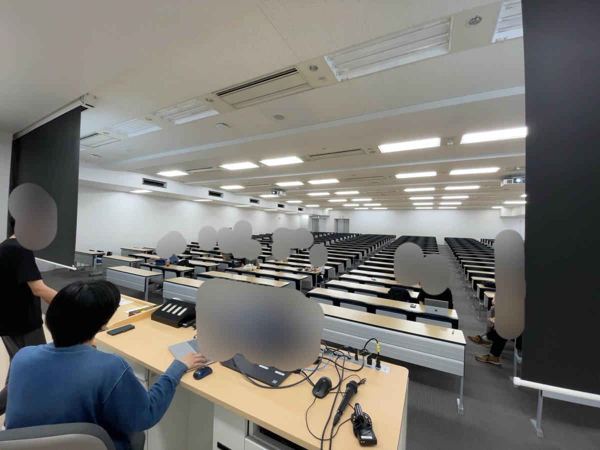 先日、6月総会を実施しました! 今後、学鉄連として行なっていく活動についての議論を行いました。参加してくださった皆様、ありがとうございました!