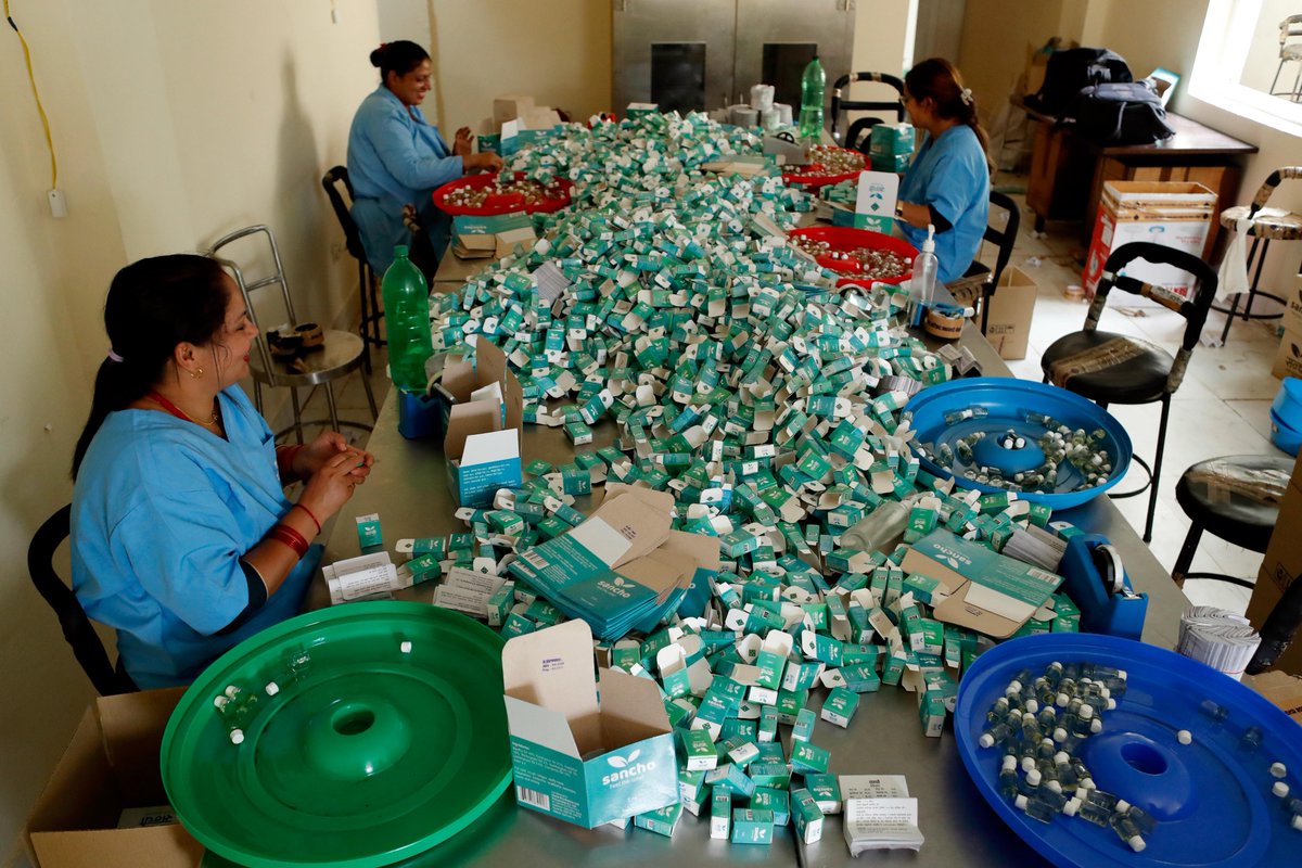 राजावादी आन्दोलनले जलाएको जडिबुटी कम्पनीले थाल्यो उत्पादन [तस्बिरहरू] || #NepalClicks #नेपालक्लिक्स nepalclicks.com/details/105843