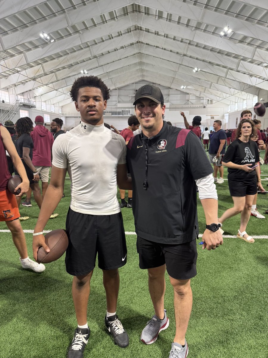 DanielTerryQB1's tweet image. Huge thank you to @FSUFootball @CoachGusMalzahn @Coach_TokarzQB for an awesome camp experience! Grateful for the opportunity to compete and learn. Here are a few clips from the day 🔥🍢 #GoNoles #KeepClimbing #QB1 #Elite11 #NextUp #FieldGeneral #TrustTheProcess

@CoachGroneqb…