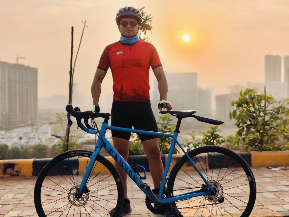 Sometimes Self love is must!! 😍 🚲 
<a href="/sselvan/">Bicycle Mayor of Hyderabad</a> <a href="/Ravi_1836/">🇮🇳 Ravi #GreaterHyderabadActiveMobility</a> 💪 
#Hyderabad