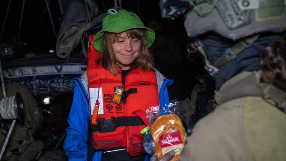 The only time Greta smiled was when she saw the very people she was supposed to be protesting. No tear gas, no chaos, just calm faces, real aid, and the order she didn’t expect. They came looking for drama, but got decency instead. What was meant to be a spectacle ended up
