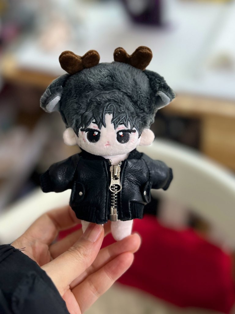 이번 솜프리 재고통판은미뤄집니다🥹
글루미데이샵의상은 글루미데이에서 진행예정입니다😊
10깅가죽코트또는 가죽자켓 수요조사 간단히 해봅니다 타래에 투표부탁드려요💖
(재고중 마로니에 그레이블랙1세트 있으니 구매하실분 연락주세요💕가격75000원 배송비 반택2200 일택4000원)