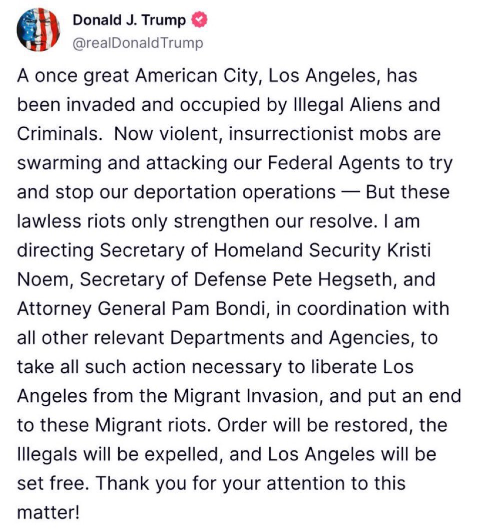 Trump stellt Ordnung wieder her.
Illegale raus. Banden raus. Los Angeles wird befreit.
Die Linken in DE? Toben und brüllen: „Diktatur!“
Weil sie längst Kriminalität, Clans und illegale Migration hofieren.
Hier wird jede Straftat relativiert, jeder Täter zum Opfer gemacht, jeder