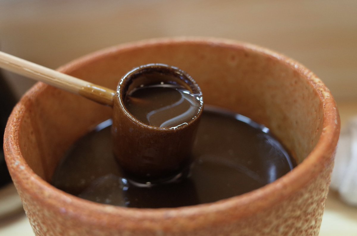 BASS_MEG's tweet image. 仕事場の近くにこんな名店があったとは…
もうトンカツはここ一択で良いと思う！！
特上ロースカツで1600円。
ご飯大盛り無料。
週一で通いたい…

#トンカツ
#おかむら
#GR2