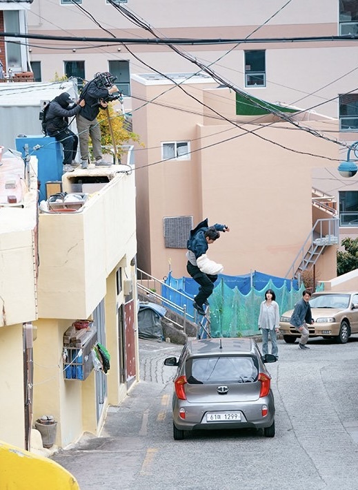 Park Bogum gila. Pantes waktu syuting sempet cidera, dia mau ngelakuin semuanya sendiri 😭 •kdm•