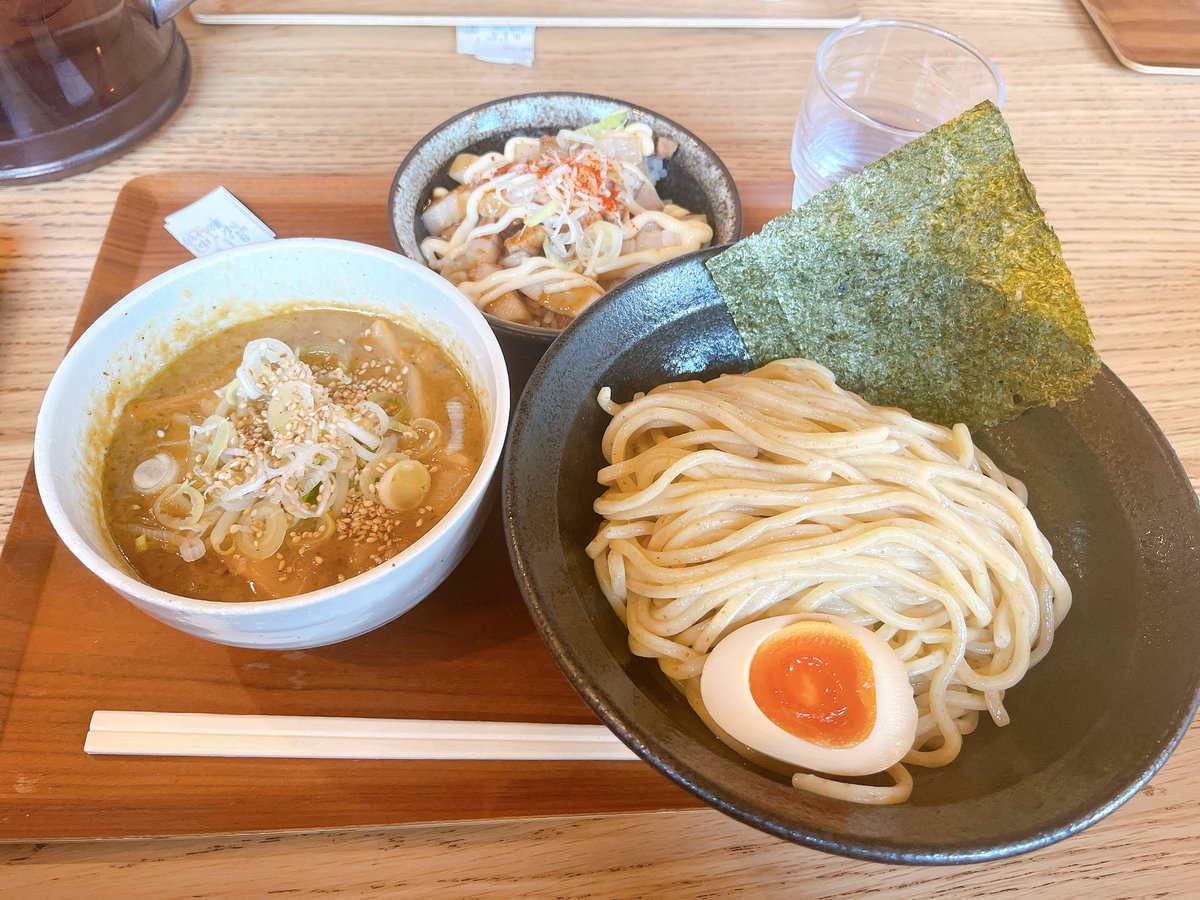 yoshishideth's tweet photo. テロ https://t.co/GL1BnhSczo