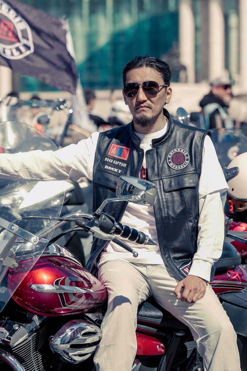 Баяр сайхан болсоон 😁