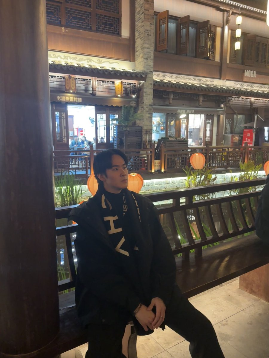 Robert “Roxus” Hu tweet media