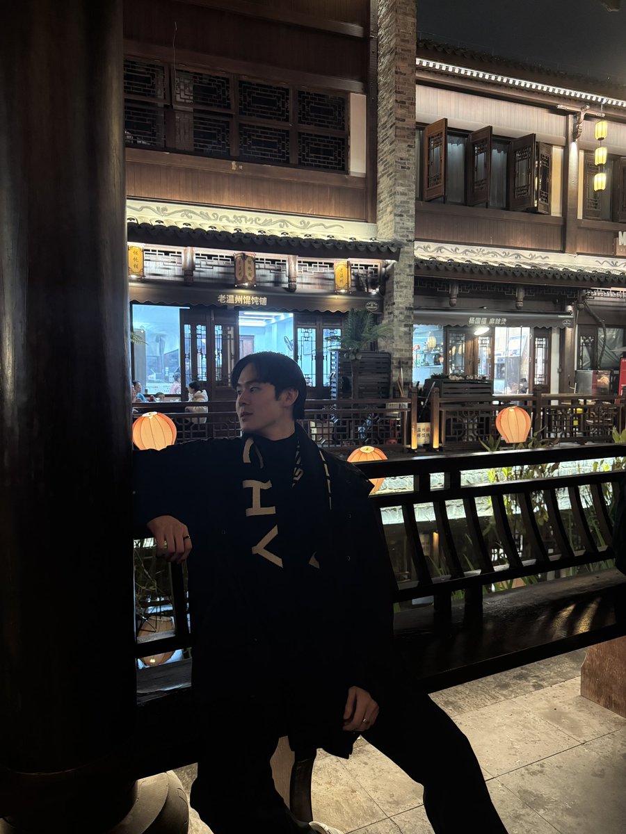 Robert “Roxus” Hu tweet media