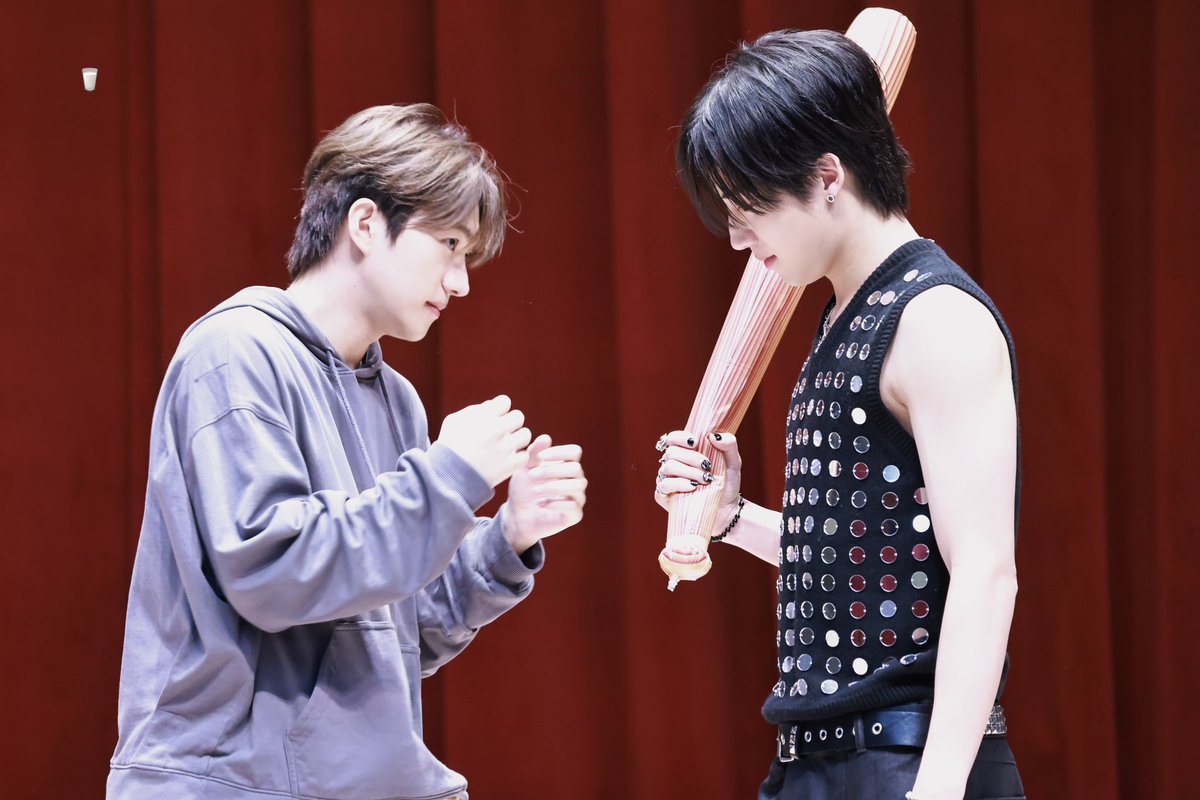 yxxriiii_'s tweet photo. 250608 DMM
🥊

#저스트비  #JUSTB
#시우 #추시우 #SIWOO
#건우 #GEONU #5세즈 https://t.co/JSKg1IzZt1