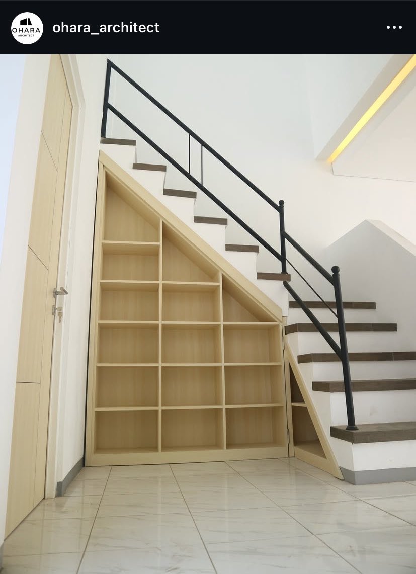 ogiehart's tweet photo. 1. Granit tile portino
2. Granit tile sincere
3. Sincere juga tapi dibuat herringbone
4. Keramik torch

+
Durable. Ga mikir lapuk, rayap, basah dll. Ga gampang ngeletek vinyl juga

-
Semua tile itu printing. Makin bagus produk makin ga terlalu ketara printingnya. Tapi ya tetep ada rasa sintetisnya. Granit tile lumayan natural, tapi yg torch paling ga natural, warnanya juga lebih vibrant dibanding granit. Tapi ya torch paling murah dari yg lain
