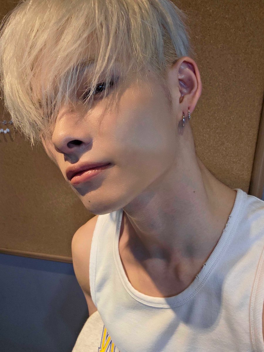 Selamat pagi menuju siang, wahai manusia.