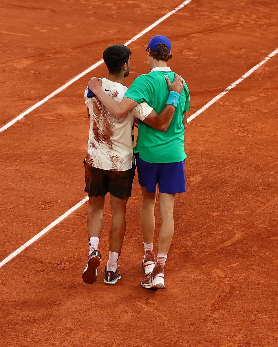Nilesh M. Kulkarni (@nileshmkulkarni) on Twitter photo An intriguing marathon!
Congratulations to <a href="/carlosalcaraz/">Carlos Alcaraz</a> for his incredible fight back under pressure, clinching the French Open Title with unmatched athleticism and grit.
Kudos to <a href="/janniksin/">Jannik Sinner</a> as well for producing a high quality and relentless match.
#Alcaraz #RolandGarros2025 An intriguing marathon!
Congratulations to <a href="/carlosalcaraz/">Carlos Alcaraz</a> for his incredible fight back under pressure, clinching the French Open Title with unmatched athleticism and grit.
Kudos to <a href="/janniksin/">Jannik Sinner</a> as well for producing a high quality and relentless match.
#Alcaraz #RolandGarros2025