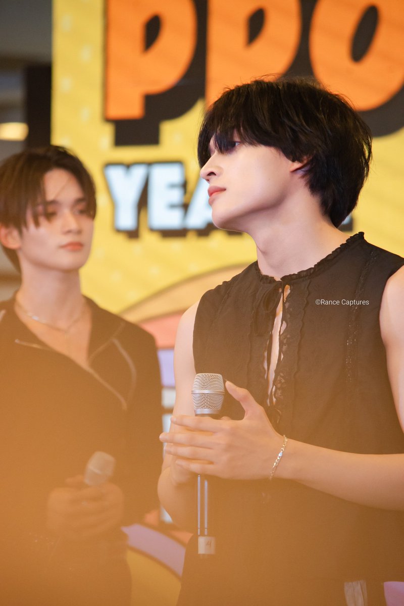 HORI7ON | Reyster 
 
<a href="/HORI7ONofficial/">HORI7ONofficial</a>
<a href="/HORI7ON_twt/">HORI7ON member</a>

PPOP FEST 2025 
📍SM NORTH EDSA Annex 
06.09.25 
📸RANCE CAPTURES 

More Reyster Photos on this thread 😉

#PPOP #ppoprise #HORI7ON #ANCHORS