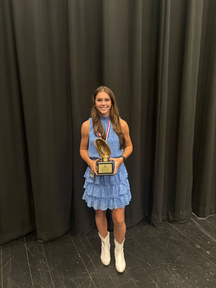 SWSoftball's tweet image. 4th Region Awards today!
Congratulations @McLaineHudson1 @Russell_2026 @LaylaOgden1 @courtneyn2027 @HHolloway2026 @jennalindsey_