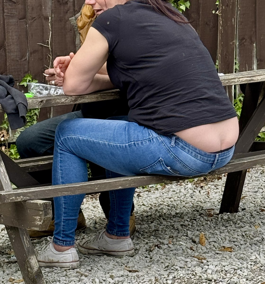 My commitment has been poor. No buts…..but there are butts! What has your Nobody been up to? open.substack.com/pub/kayadkins/…