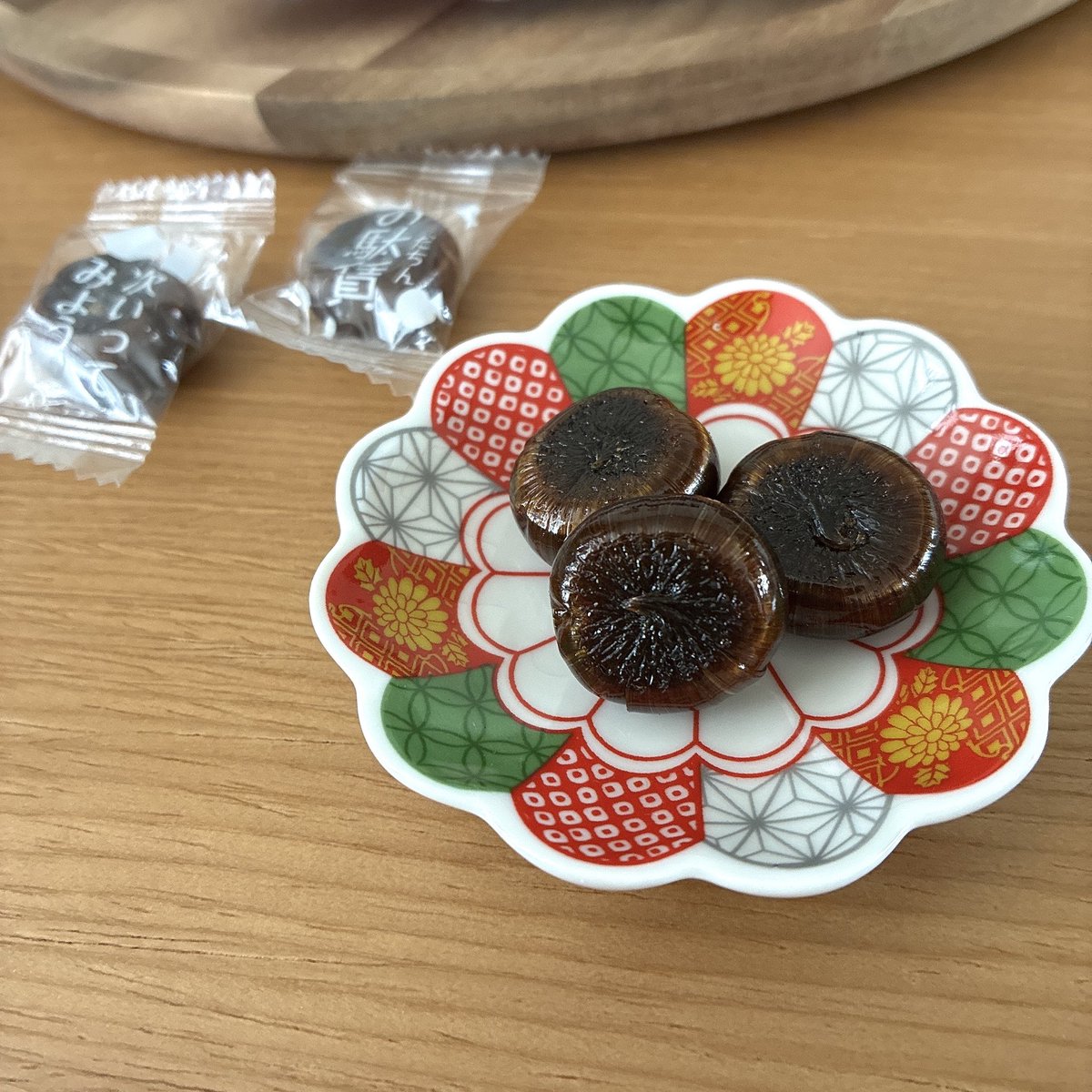 ＼6月から自販機に登場／
6月から『黒あめ』が自販機に入りました🍬✨
無香料、無着色。シンプルながらも変わらぬ製法で黒糖本来の奥深さや美味しさを引き出しています。ぜひご賞味ください☺️

オンラインでも販売中▶︎▶︎
zaoame1136.thebase.in/items/35788406