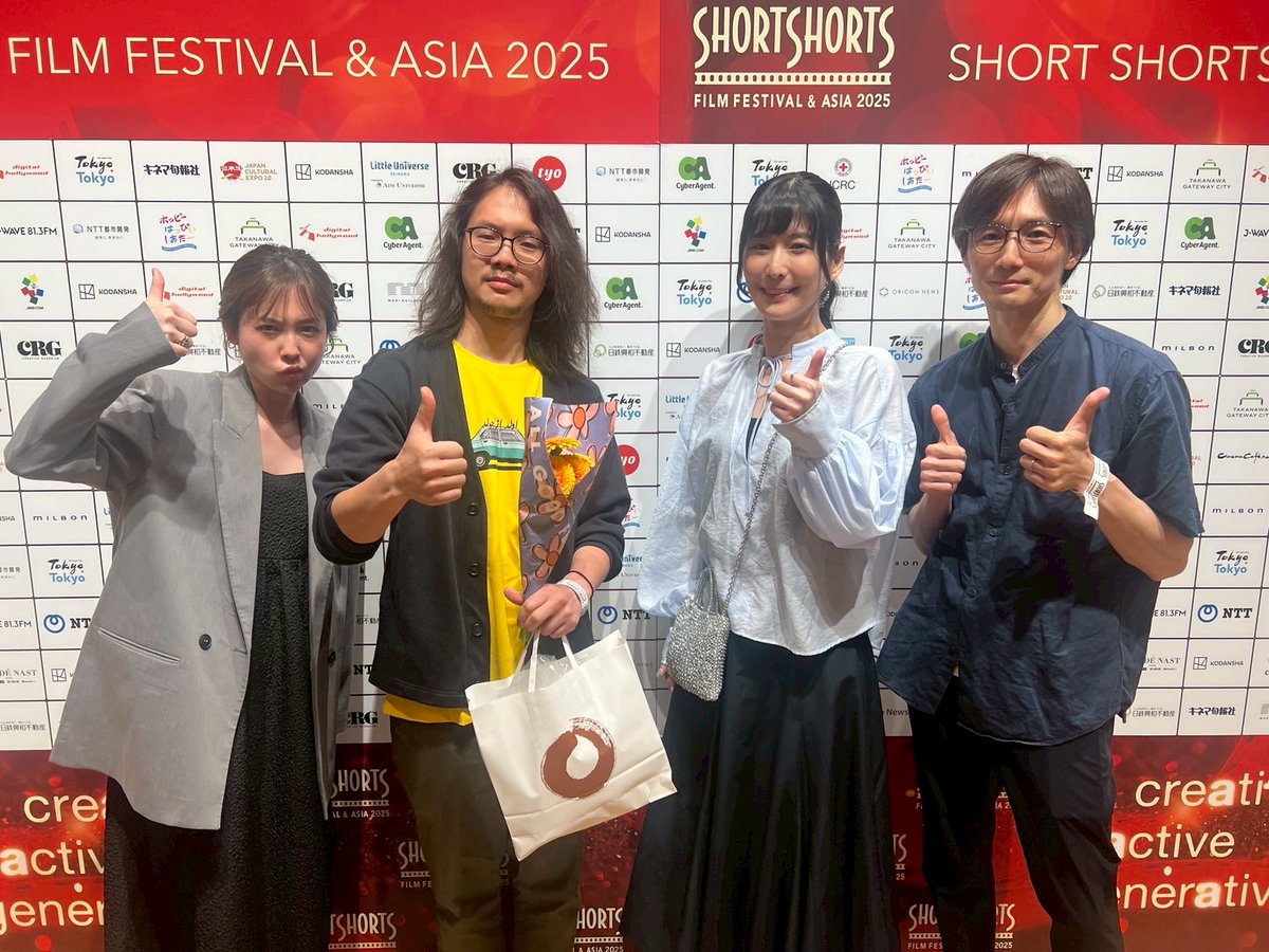 wachitatsu's tweet photo. 『エンパシーの岸辺』
初上映&amp;舞台挨拶が無事に終わりました。司会のジョンさんのおかげで楽しくご挨拶できました。thank you John.
ご来場およびOLでご視聴くださった皆様もありがとうございました。
これを皮切りに、どこまで行けるのかワクドキです。引き続きよろしくお願いします！
#SSFF2025 https://t.co/2f16B9PoTQ
