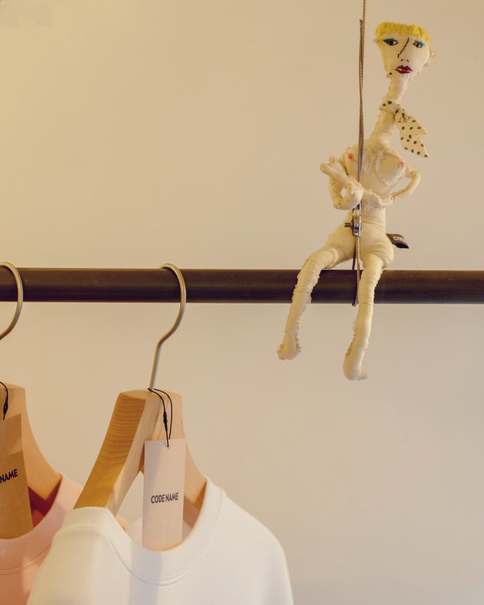 June 9, 2025, 20th

『覚悟を決めた日から
悩んだり泣いたりしたけど
重ねた日々
ここに辿り着くまでに
色んな景色をみて来たけど
CODE NAMEらしく心踊る方へ』

21年目に突入します。

皆さまに大きな大きな
ありがとうございます！！

Instagram始めます。
よろしくお願いいたします。