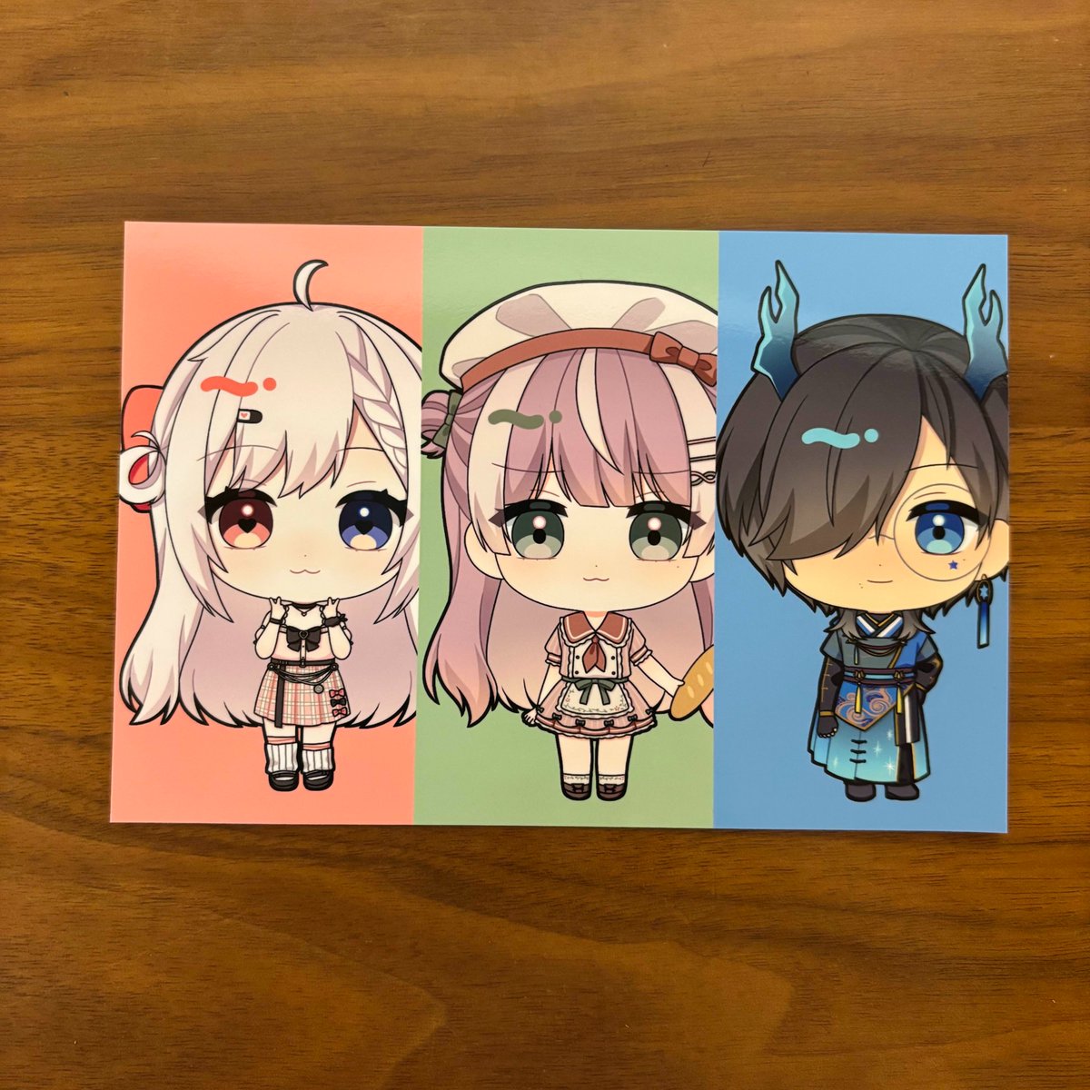 ④엽서
각 1000원 
내가 갖고 싶어서 만든 엽서!
역시 그룹이라는 건 최고지...! 
30장씩 준비해뒀어요! 세트 할인은 없지만 모두 다 사가라~!